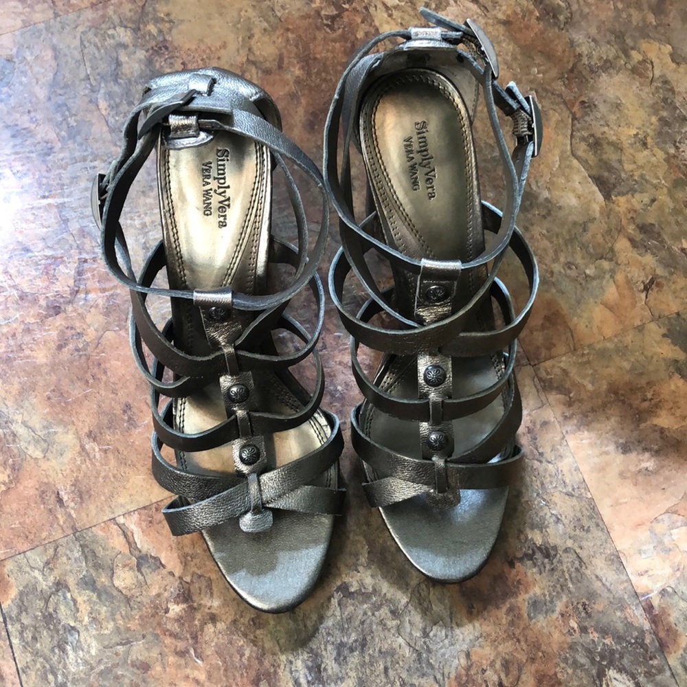 Vera Wang sandals